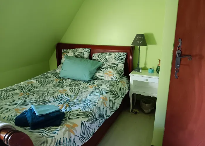 D'hôtes La Montjoie Alojamento de Acomodação e Pequeno-almoço *